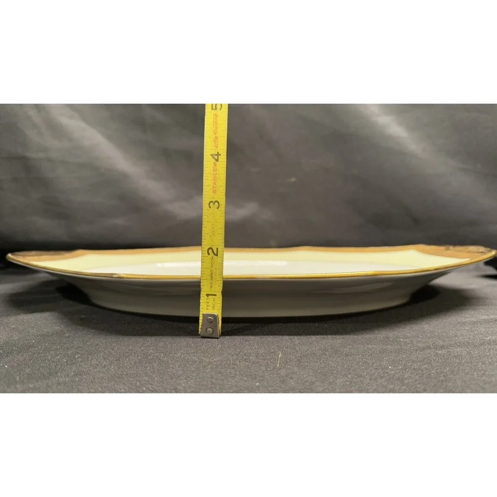Heinrich & CO Selb Bavaria 16.5” X 11” X 1.25” Oval/octagon Platter Gold Gilding